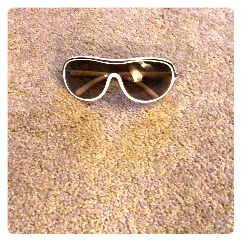 PRADA SUNGLASSES